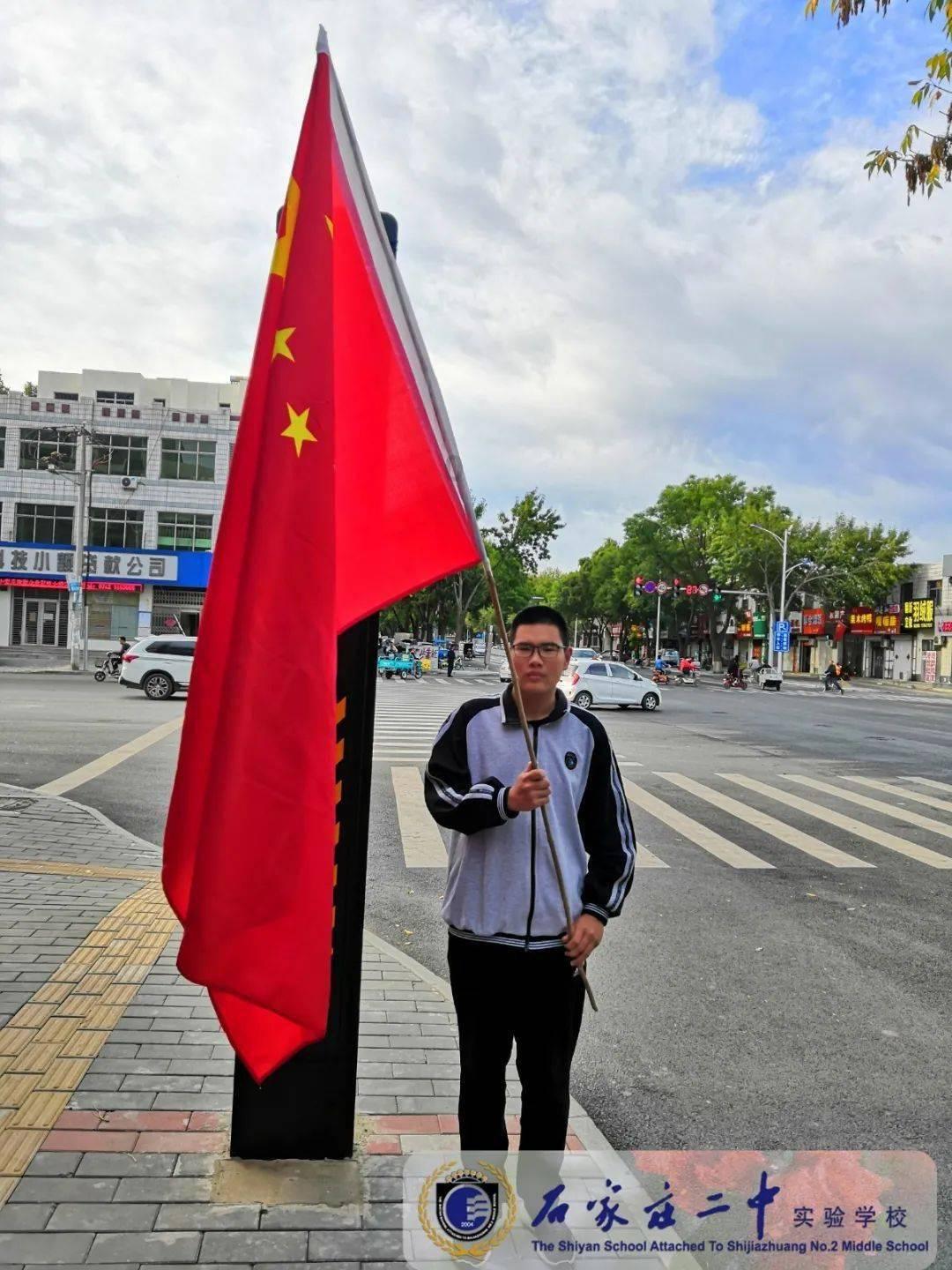 田朴珺生气了！吐槽花4000元住一晚的酒店卫生差